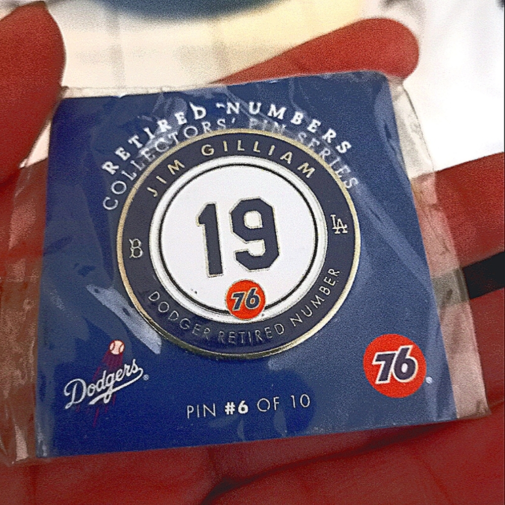 Jim Gilliam retired number pin.2016 series